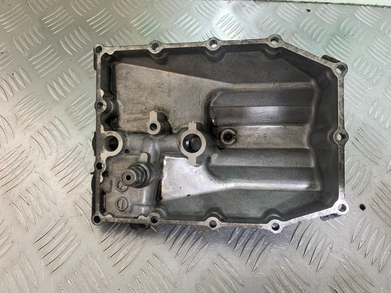 SUZUKI RF900 RF 900 SUMP YEAR 1999-1999 (CMB 1020)