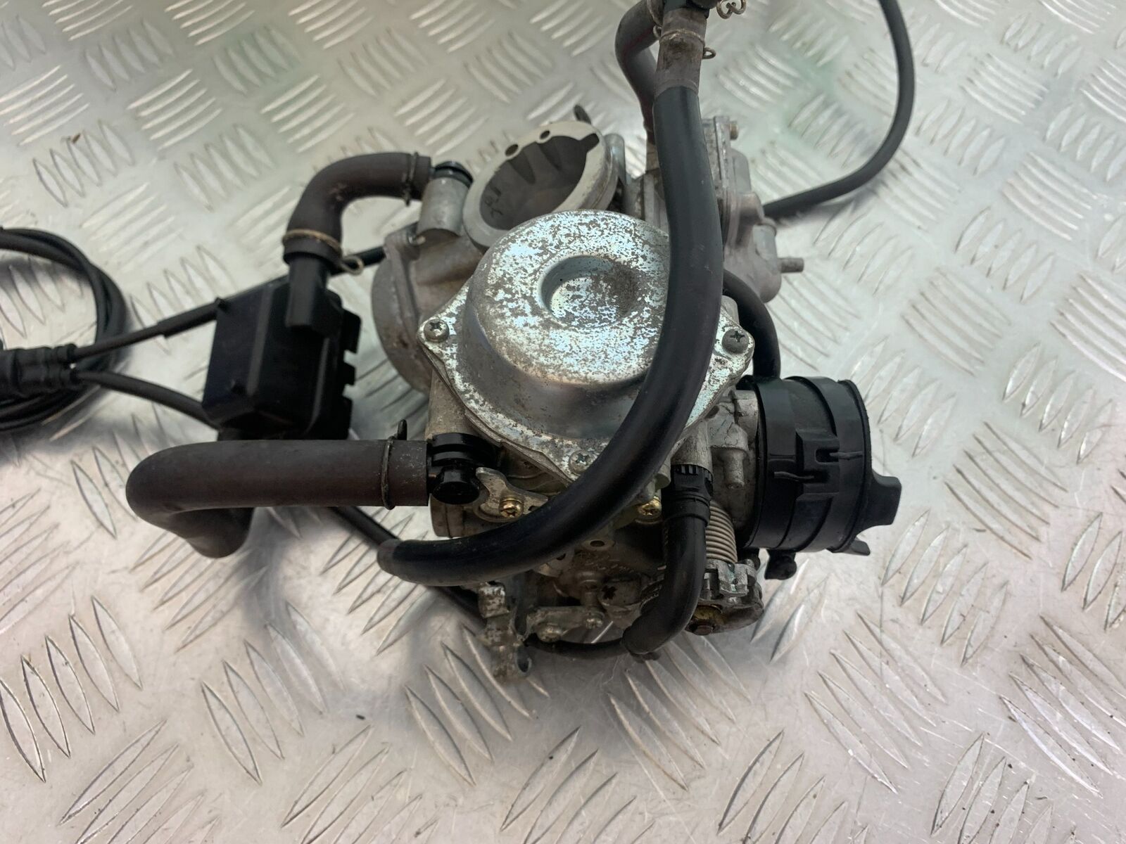 HONDA VT1100 C SHADOW SPIRIT CARBS   2002-2003 (CMB1035)