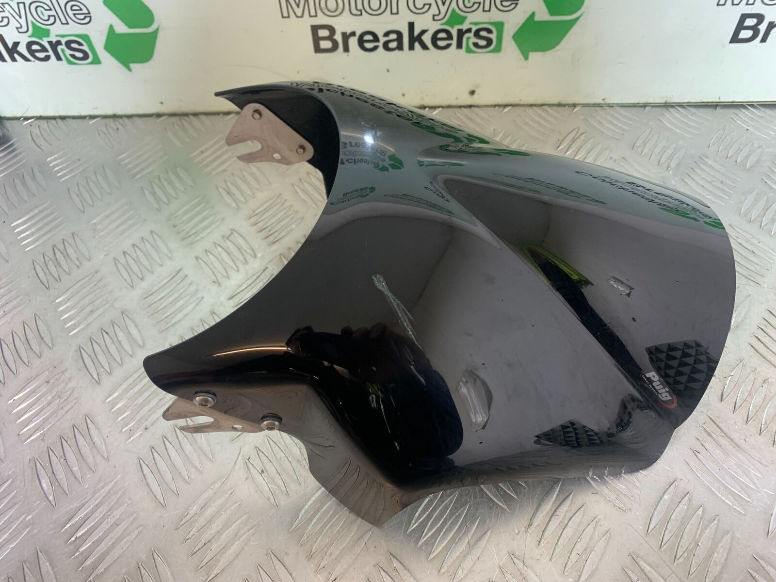 YAMAHA XSR900 XSR 900 PUIG SCREEN    YEAR 2021-2022 (CMB1073)