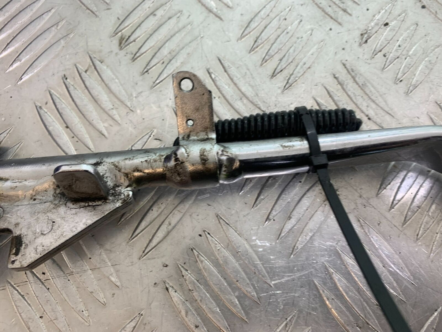 HARLEY DAVIDSON XL883 N IROD SIDE STAND YEAR 2020  (CMB1116)