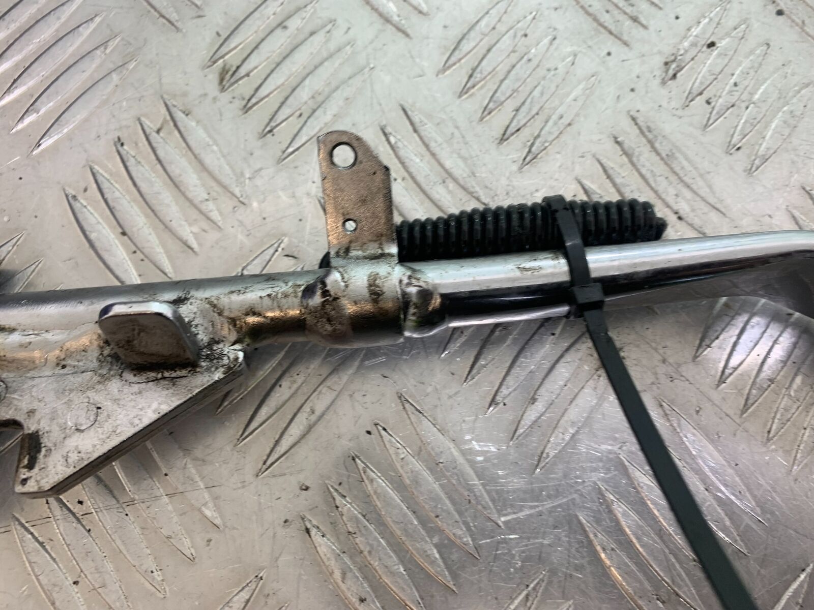 HARLEY DAVIDSON XL883 N IROD SIDE STAND YEAR 2020  (CMB1116)