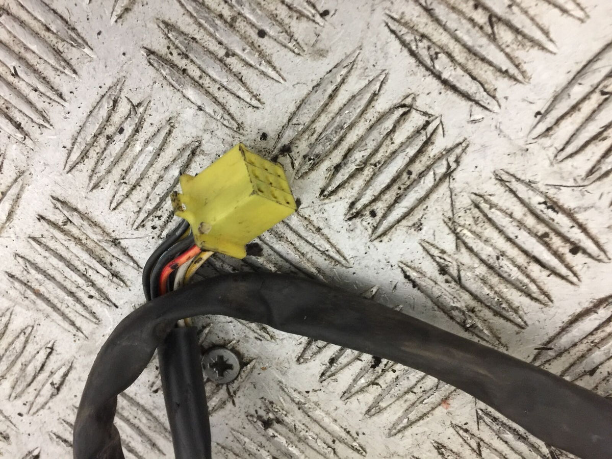 SUZUKI GSF600 GSF 600 BANDIT LEFT SWITCH GEAR  YEAR 1997 (STOCK 729)