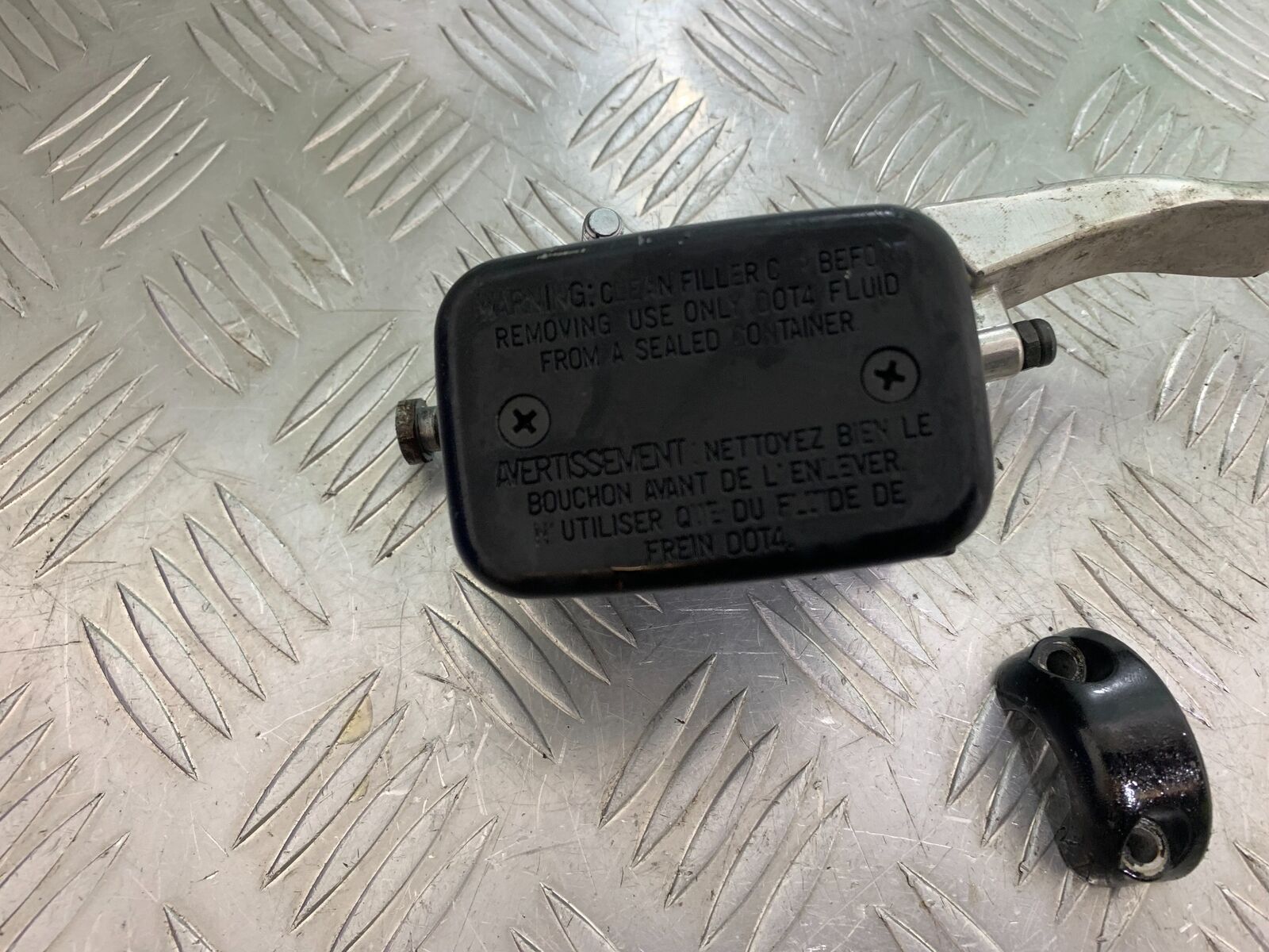 TRIUMPH THUNDERBIRD 1600 FRONT BRAKE MASTER CYLINDER   YEAR 2011 (CMB1107)