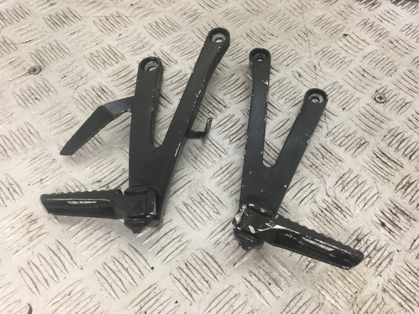 HONDA CBR600 CBR 600 RR REAR HANGERS  YEAR 2009-2012 (STOCK 804)