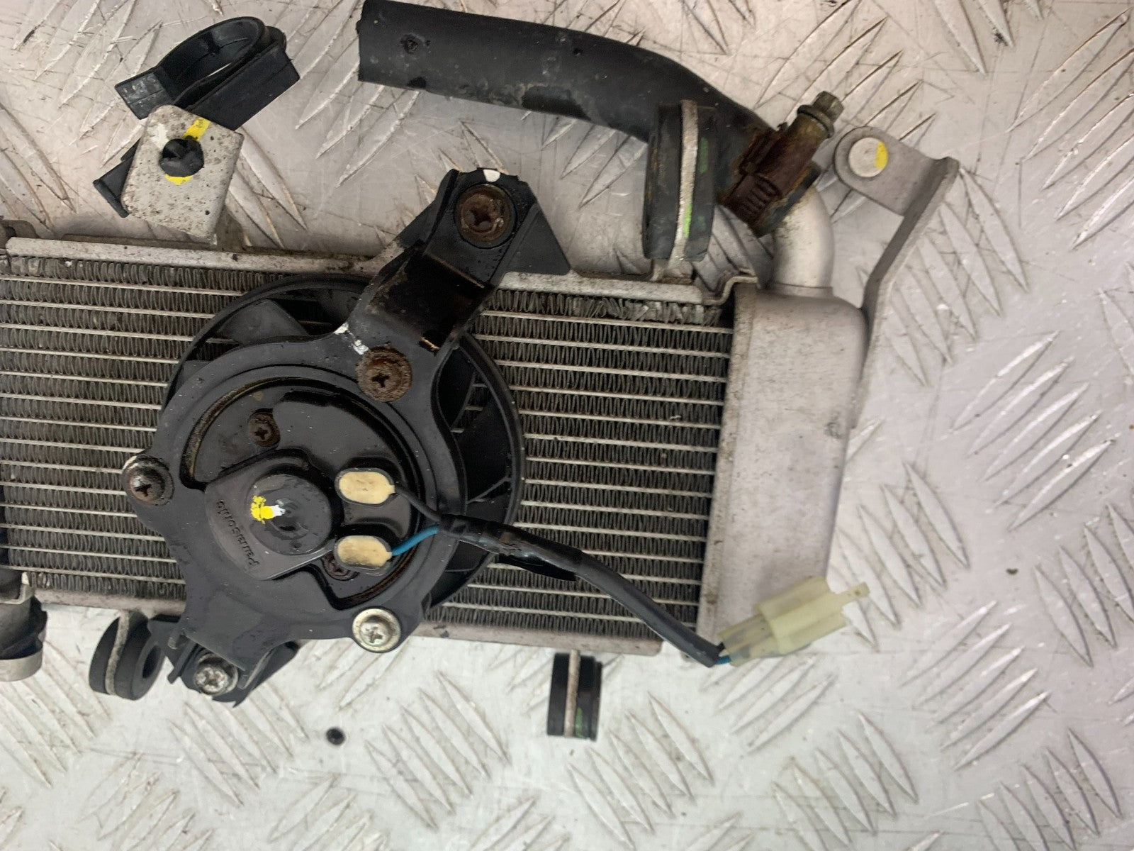 YAMAHA YZF-R125 YZF 125 RADIATOR AND FAN   YEAR 2019-2022 (CMB1263)