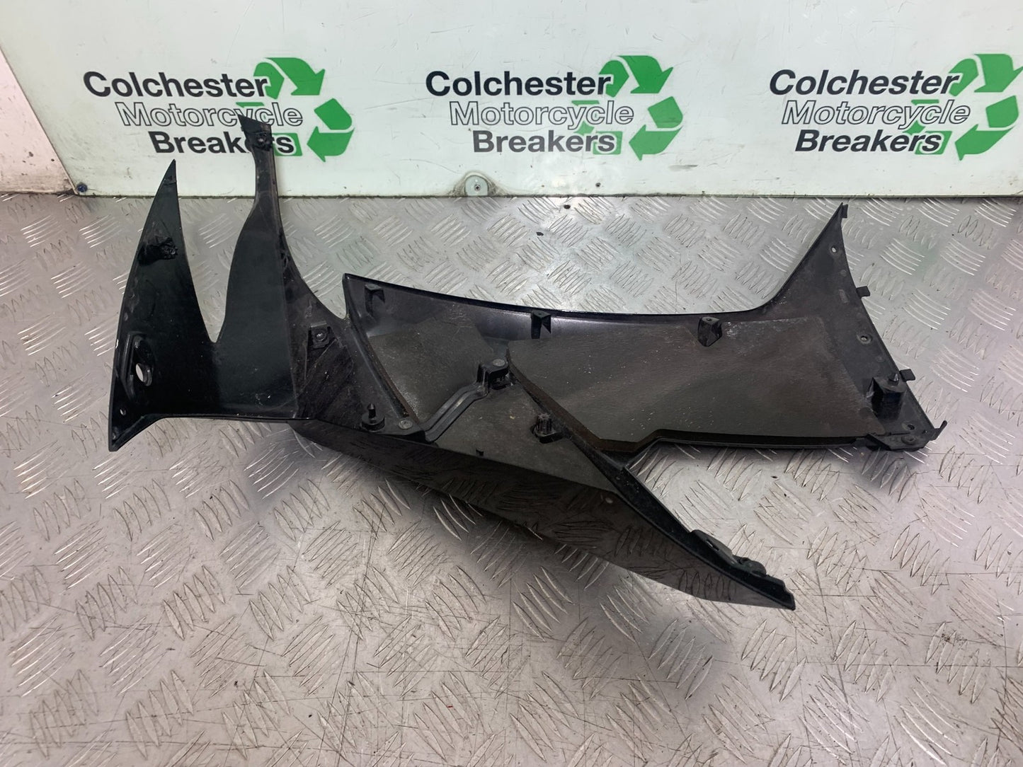 KAWASAKI ZX10R ZX10 R LEFT FAIRING PANEL  2008-2010 (CMB1206)