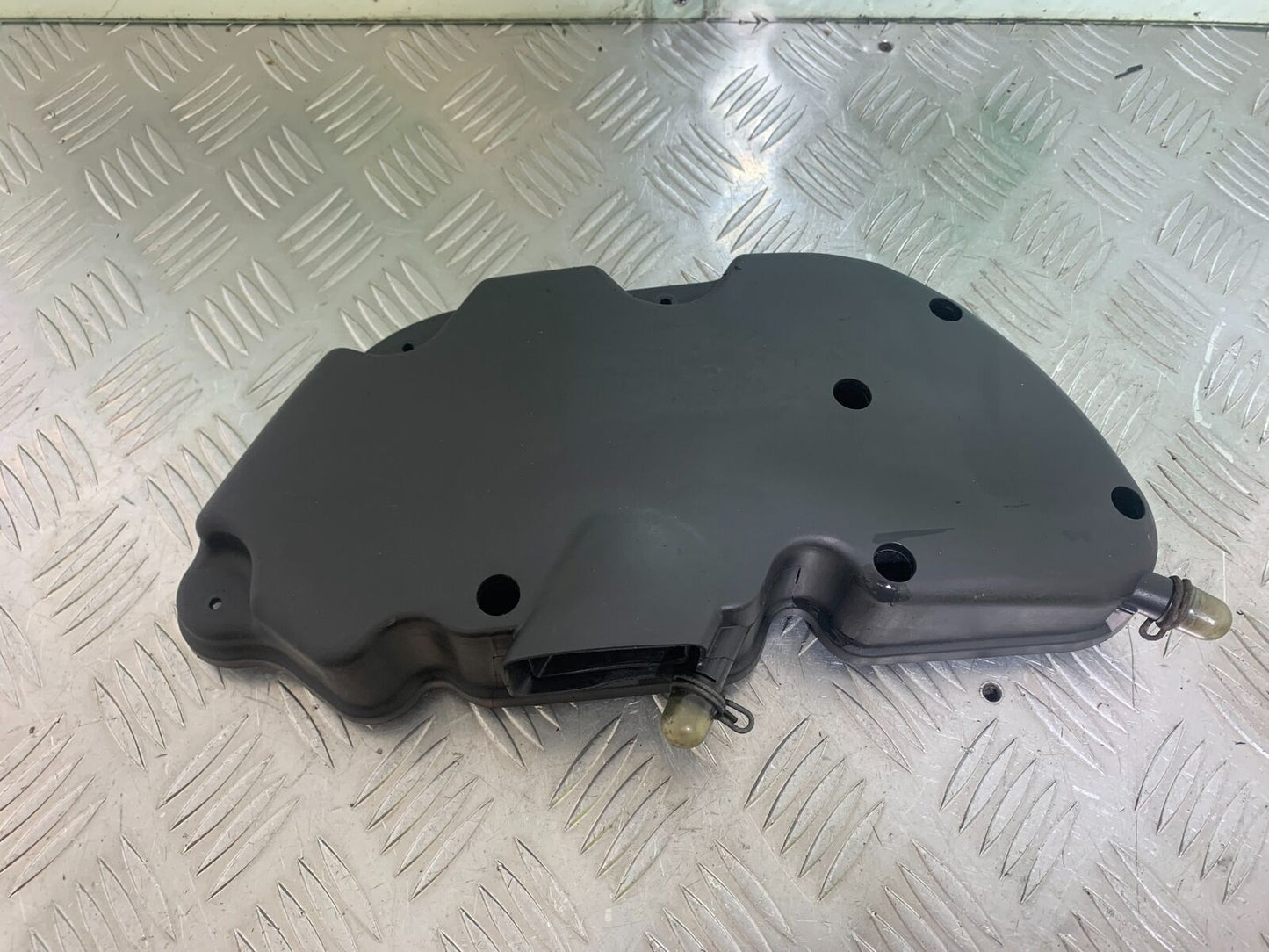 PIAGGIO VESPA GTS 300 AIRBOX COVER YEAR 2010 (CMB1062)