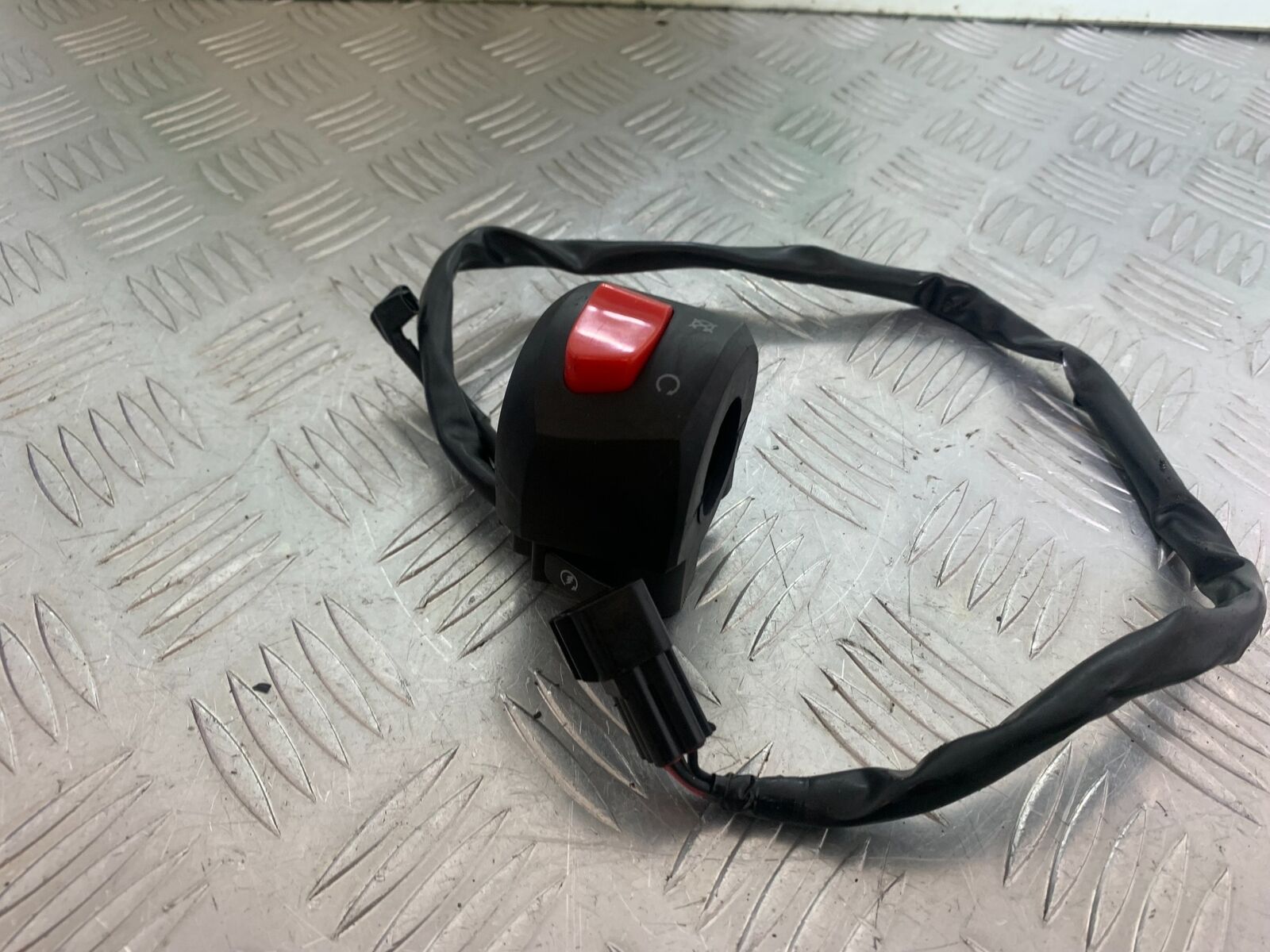 SINNIS TERRAIN 125 RIGHT SWITCH GEAR  YEAR 2024 (CMB1072)