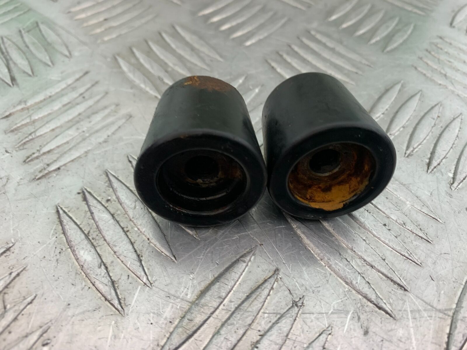 KAWASAKI Z750 Z 750 BAR END WEIGHTS YEAR 2004-2006  (CMB1104)