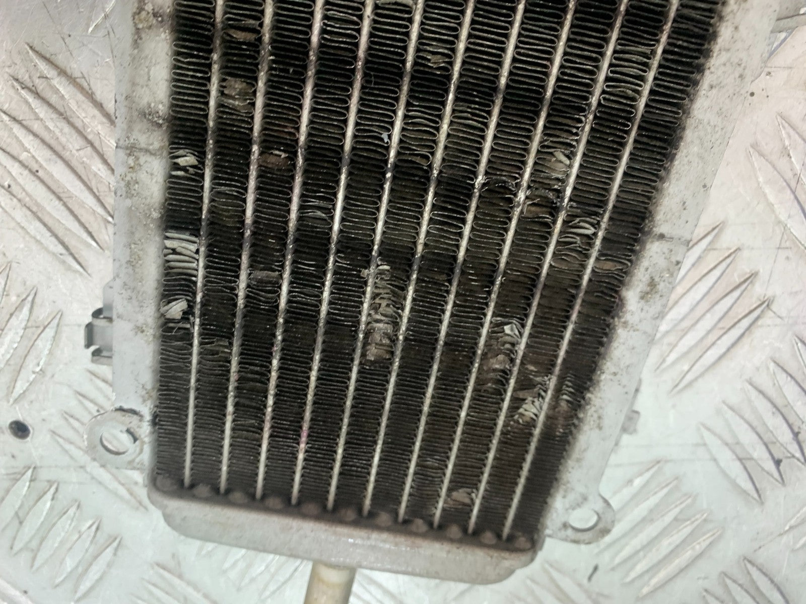 PIAGGIO VESPA GTS 125 RADIATOR  YEAR 2009-14 (CMB1261)