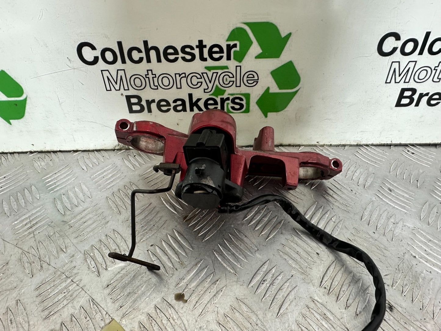 KAWASAKI ER6 F ER6F TOP YOKE AND IGNITION (NO KEY) YEAR 2005-2008 (CMB1178)