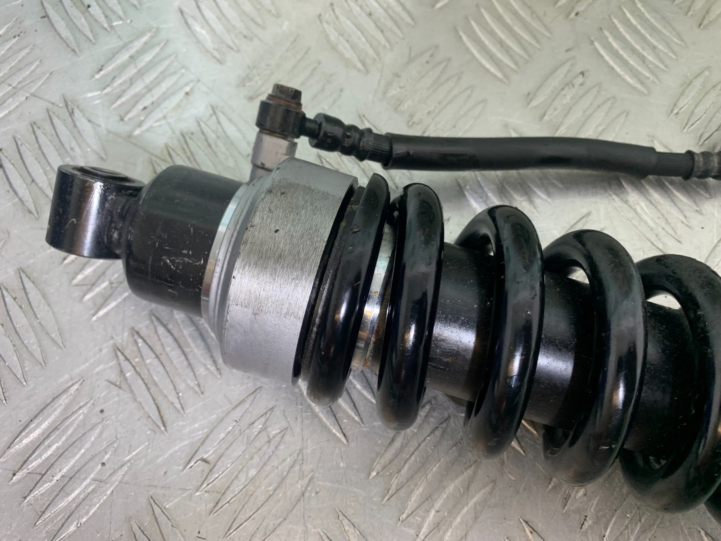 TRIUMPH 1050 SPRINT GT REAR SHOCK  YEAR 2010-2016 (CMB1250)