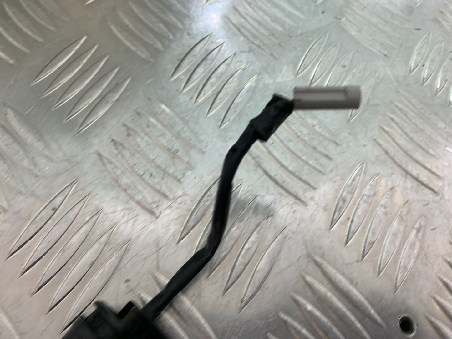 YAMAHA MT07 MT-07 FRONT LEFT INDICATOR YEAR 2014 (STOCK 995)