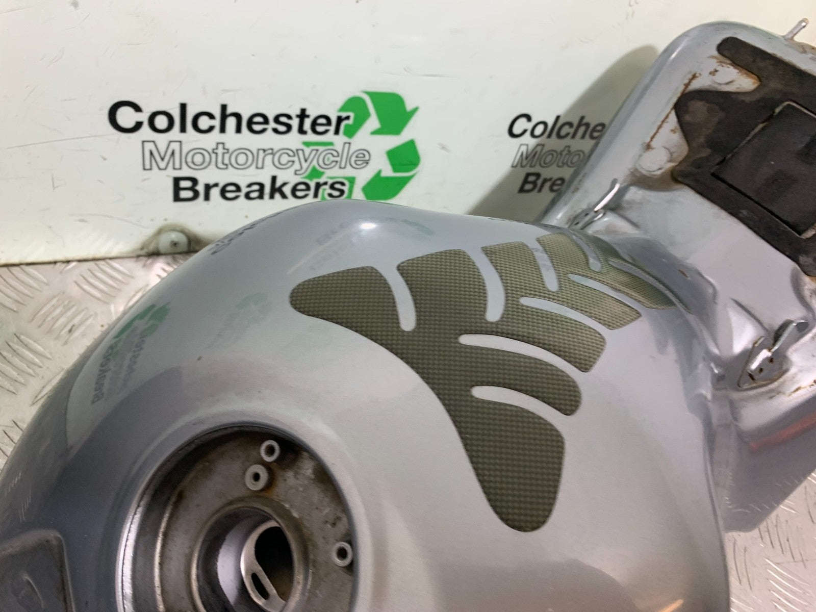 KAWASAKI GTR1400 GTR 1400 PETROL TANK  YEAR 2007-2009 (CMB1306)