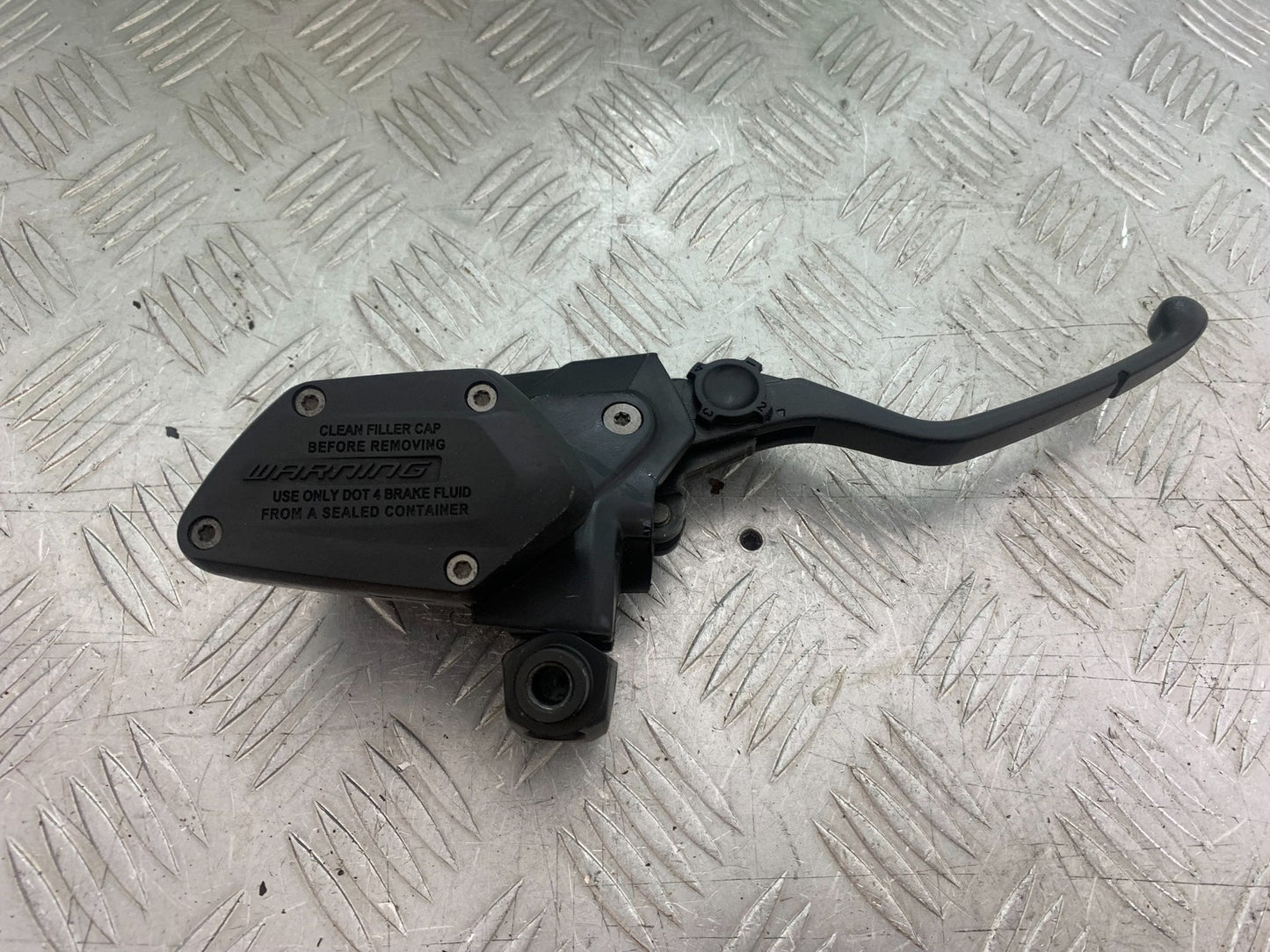 BMW R1200 R 1200 GS FRONT BRAKE MASTER CYLINDER  YEAR 2013-2016 (CMB1257)