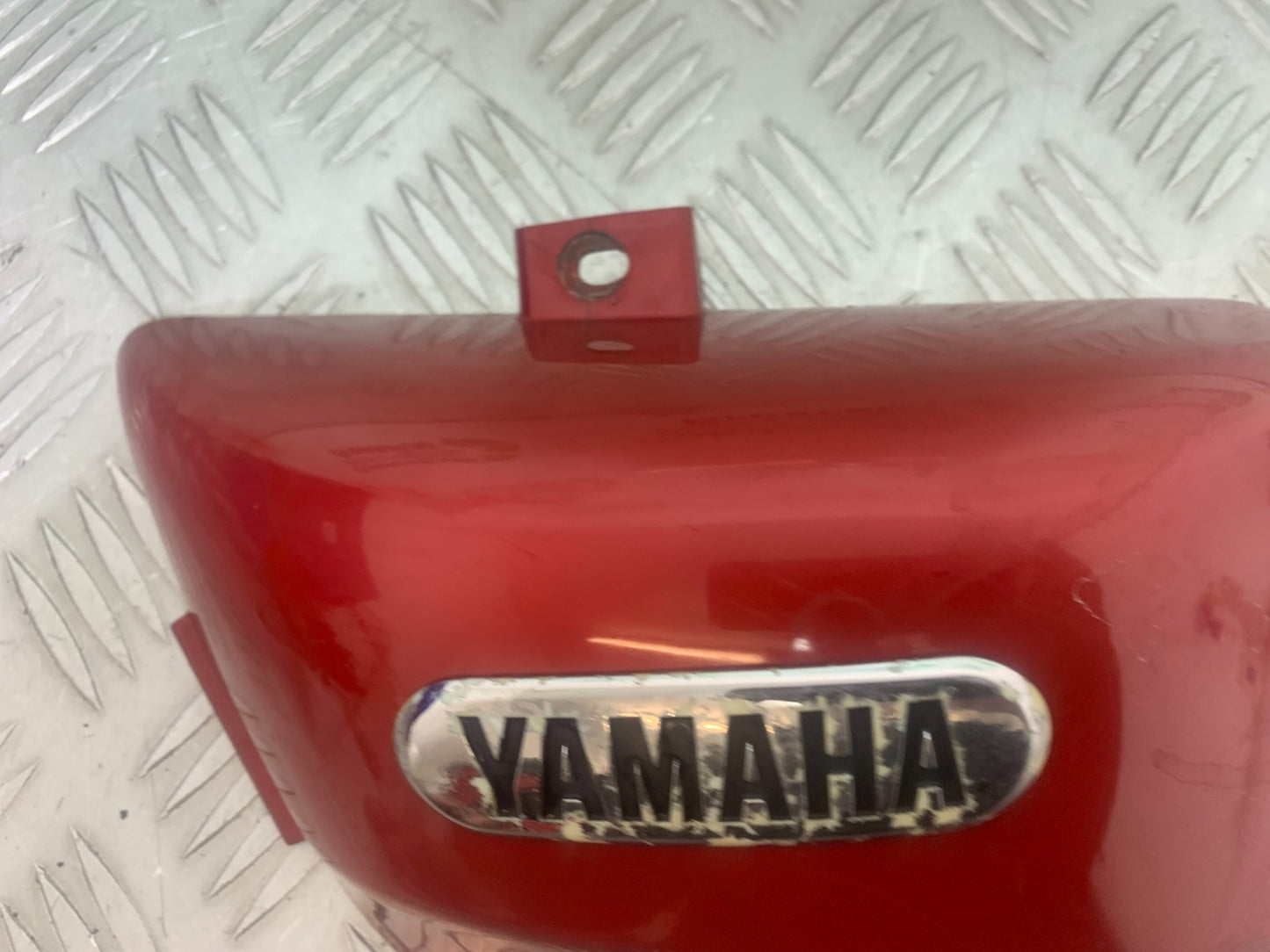 YAMAHA XV535 XV 535 VIRAGO SIDE PANEL   YEAR 1994-02 (CMB1139)