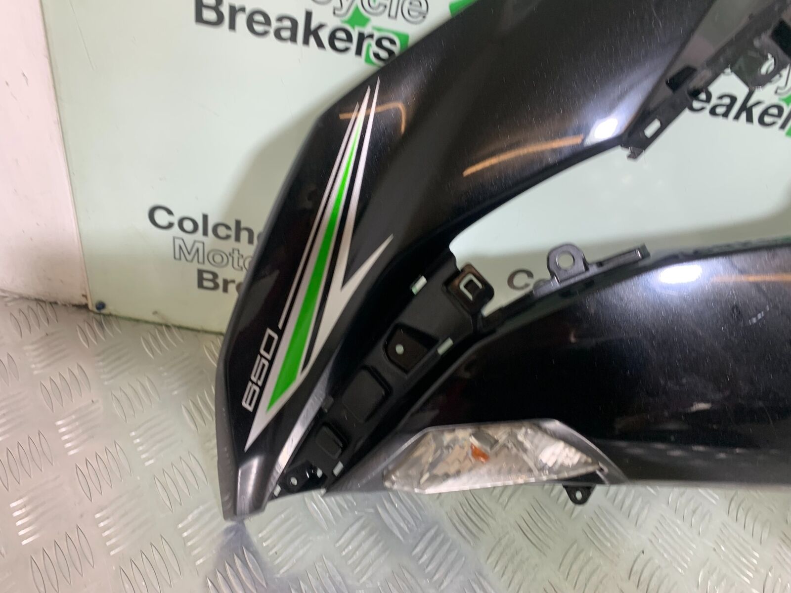 KAWASAKI NINJA 650 LEFT FAIRING PANEL YEAR 2017-2019 (CMB1018)