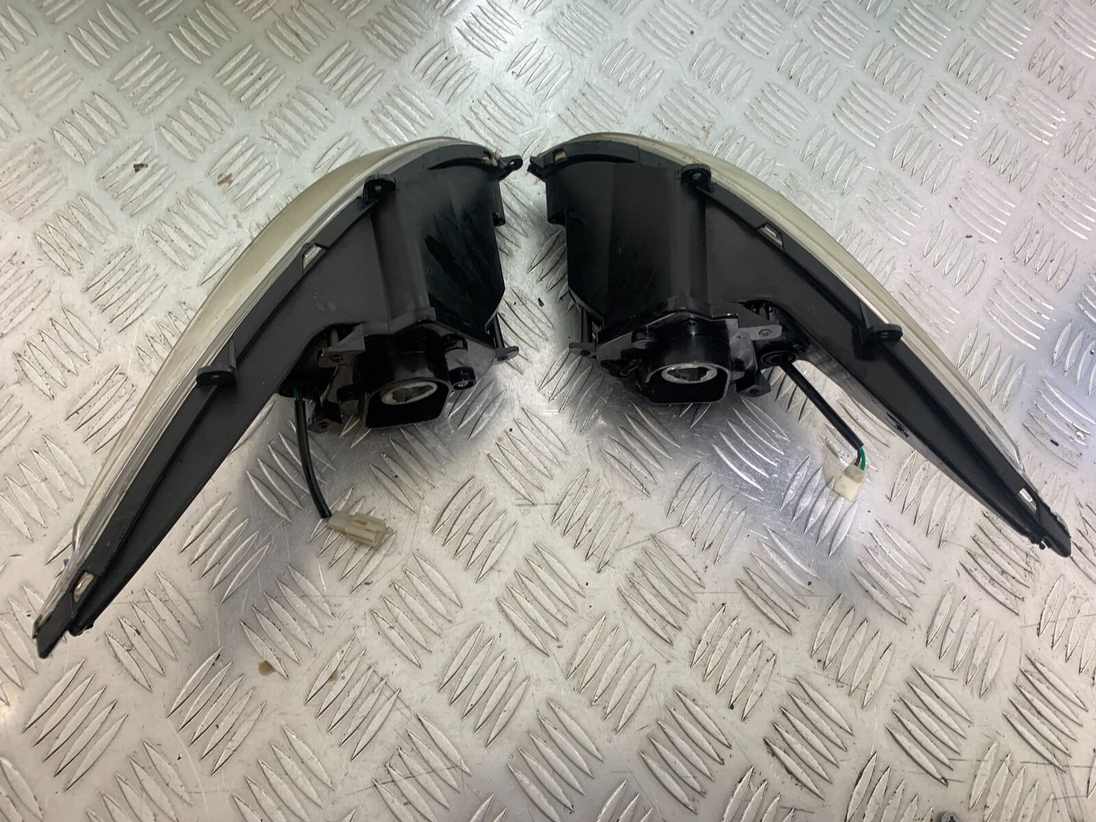 LEXMOTO MATADOR 125 JJ125T-17 HEADLIGHTS  (CMB1115)
