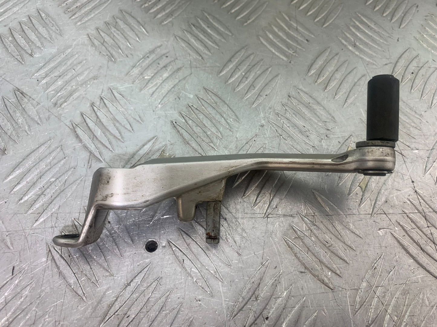 APRILIA SL750 SL 750 SHIVER REAR BRAKE PEDAL YEAR 2008-2016 (CMB1242)