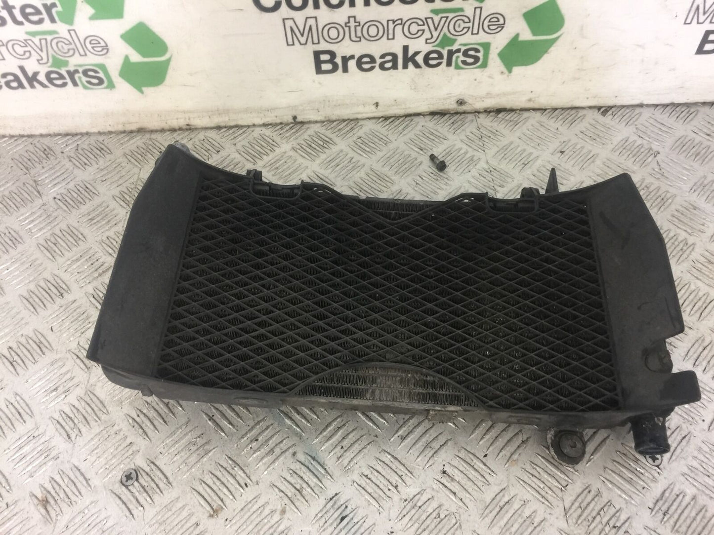 HONDA HONDA CBR400 RR RADIATOR YEAR 1990-95(STOCK 624)