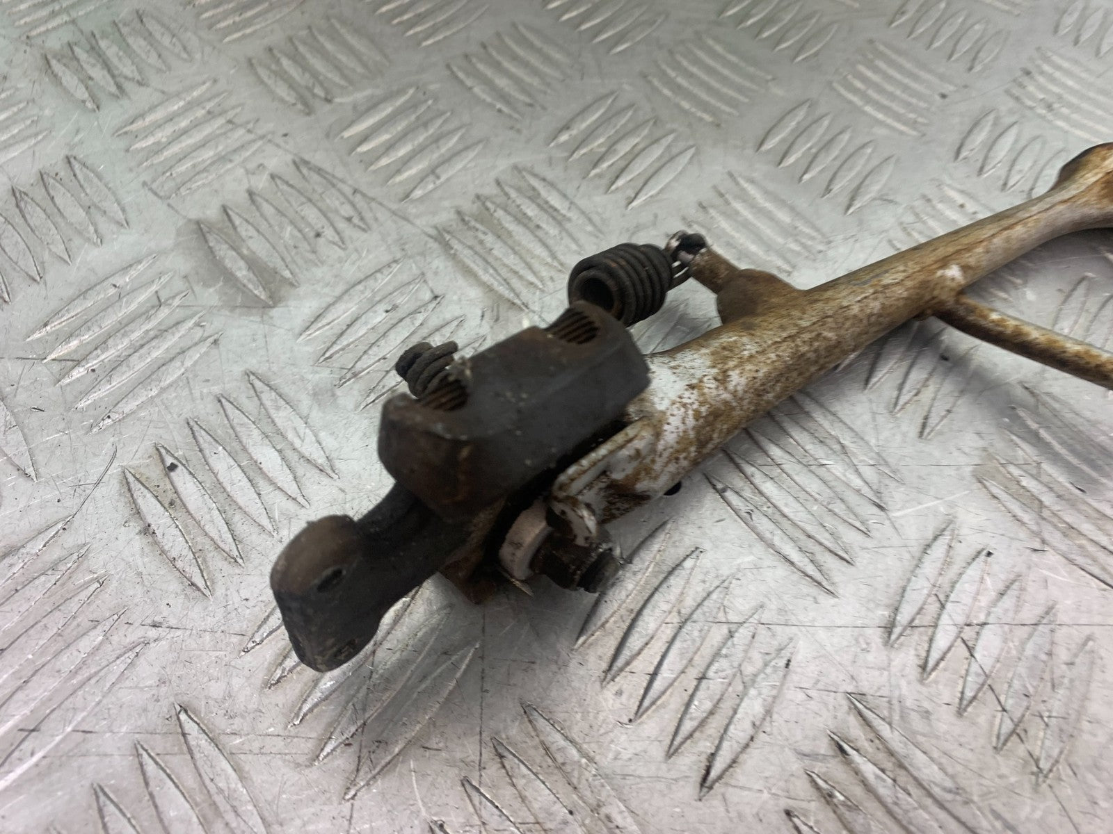 SUZUKI GSR600 GSR 600 SIDE STAND AND BRACKET  2006-2010 (CMB1177)