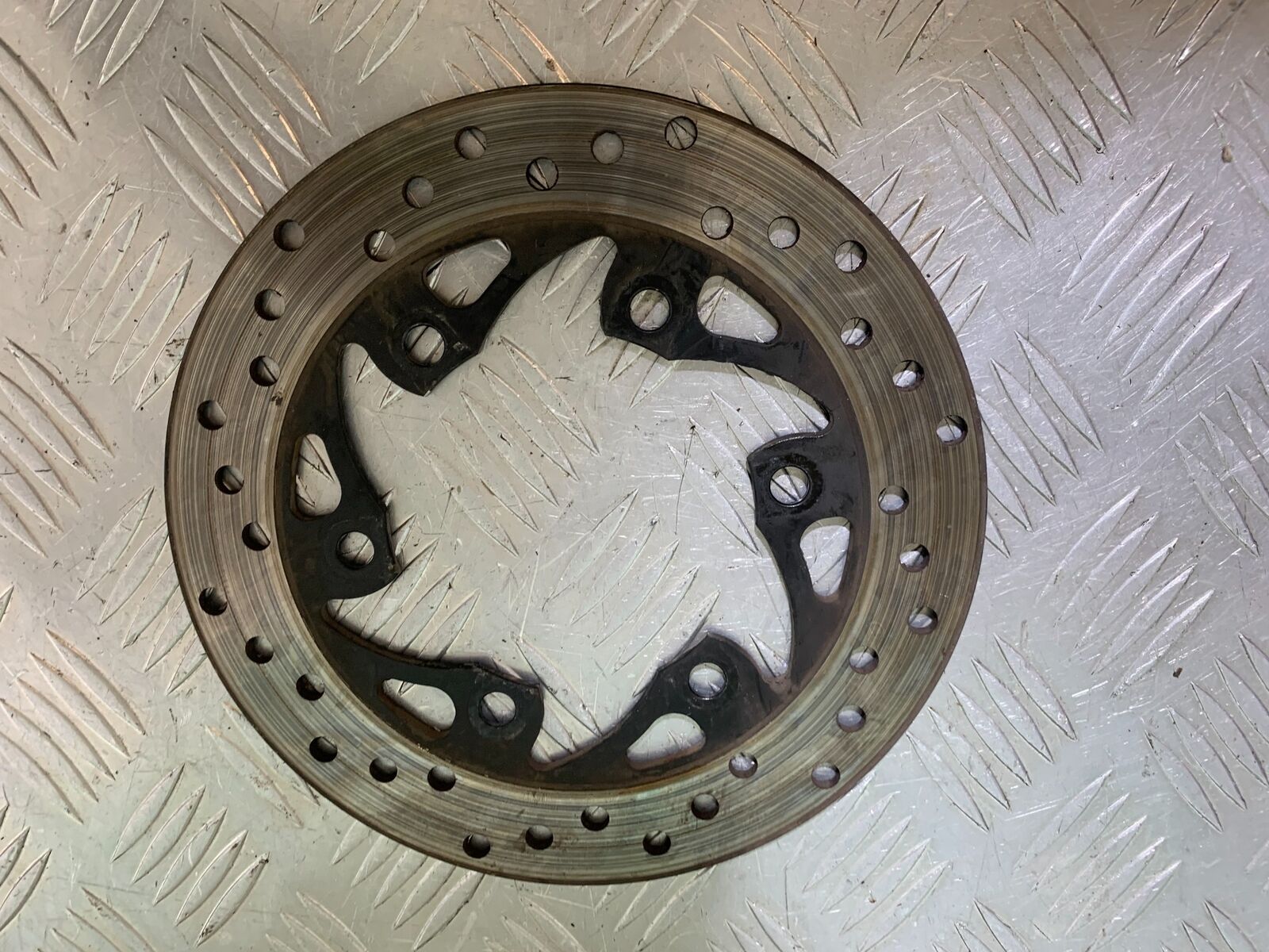 KTM 125 DUKE REAR BRAKE DISC YEAR 2018-2023 (CMB1083)