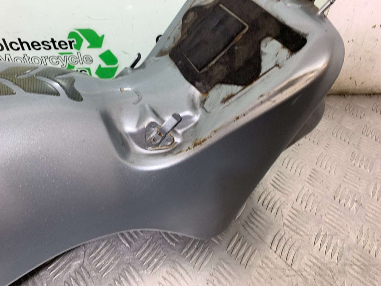 KAWASAKI GTR1400 GTR 1400 PETROL TANK  YEAR 2007-2009 (CMB1306)