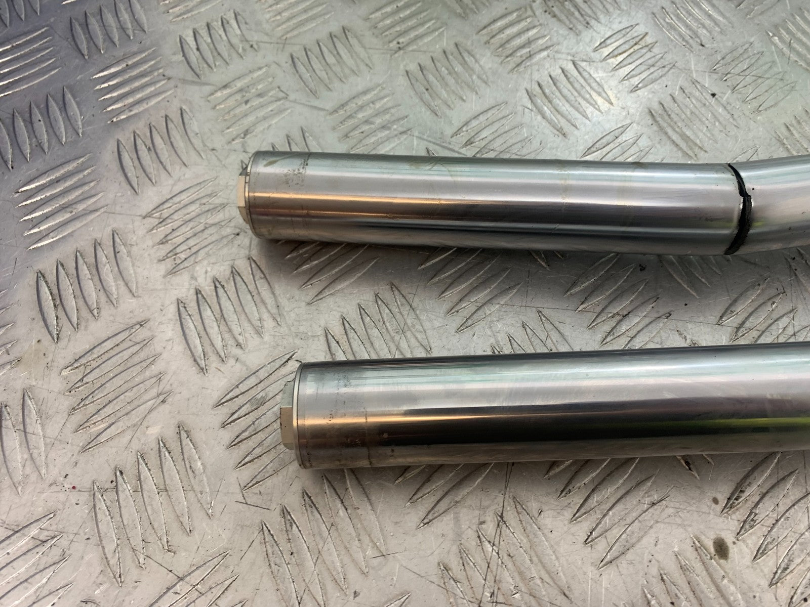 HONDA NT 700 V DEAUVILLE FORKS (BENT SOLD AS PARTS)   YEAR 2006-2011 (CMB1211)