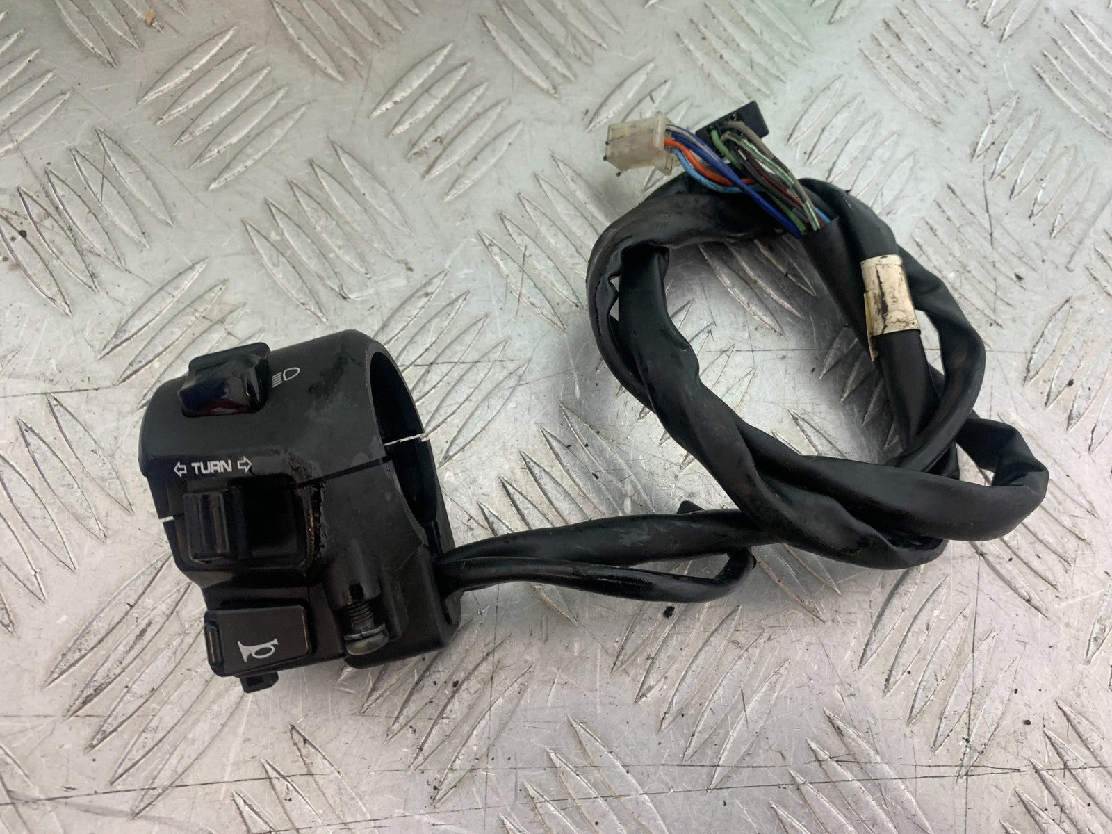 HONDA NT 700 V DEAUVILLE LEFT SWITCH GEAR   YEAR 2006-2011 (CMB1211)