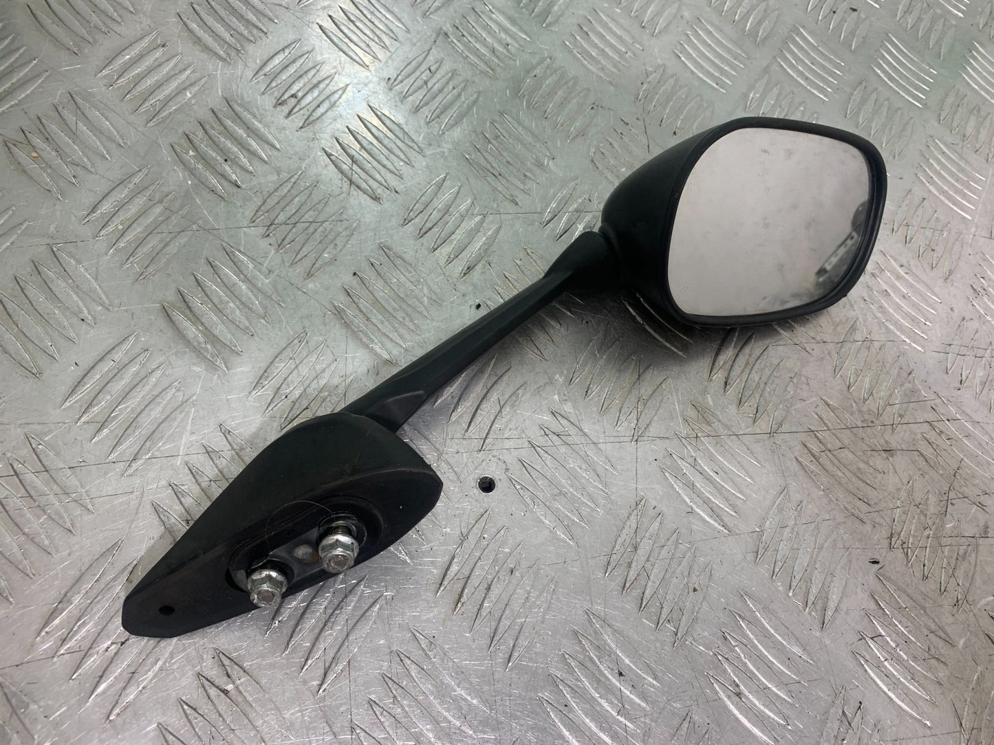 YAMAHA XJ6 XJ6-S RIGHT MIRROR  YEAR 2009-2015  (CMB1212)