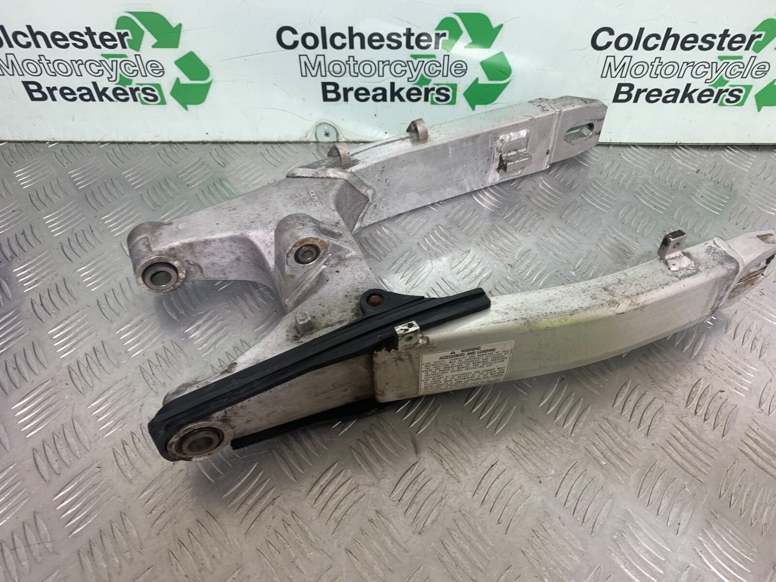 HONDA CBR600 CBR 600 F SWINGARM   YEAR 2000-2003(CMB1091)