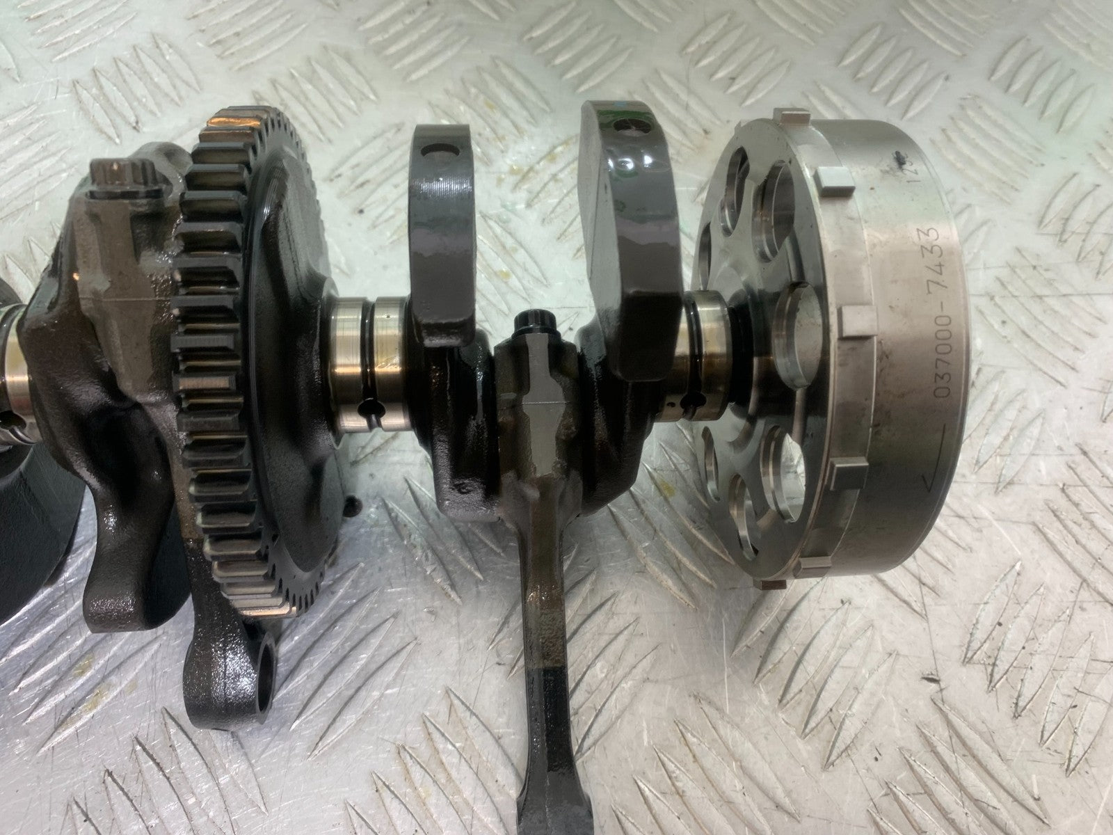 HONDA CBR1000 rr FIREBLADE CRANKSHAFT AND RODS    2008-2011 (CMB1253)