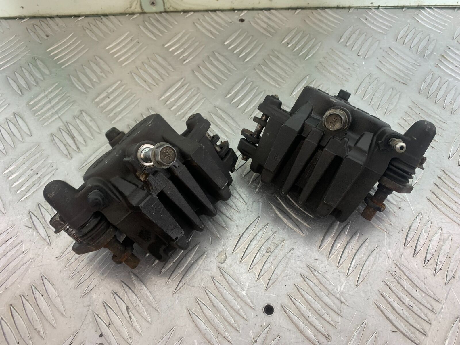 SUZUKI DL 650 V-STROM FRONT BRAKE CALIPERS  YEAR 2020 (CMB1117)