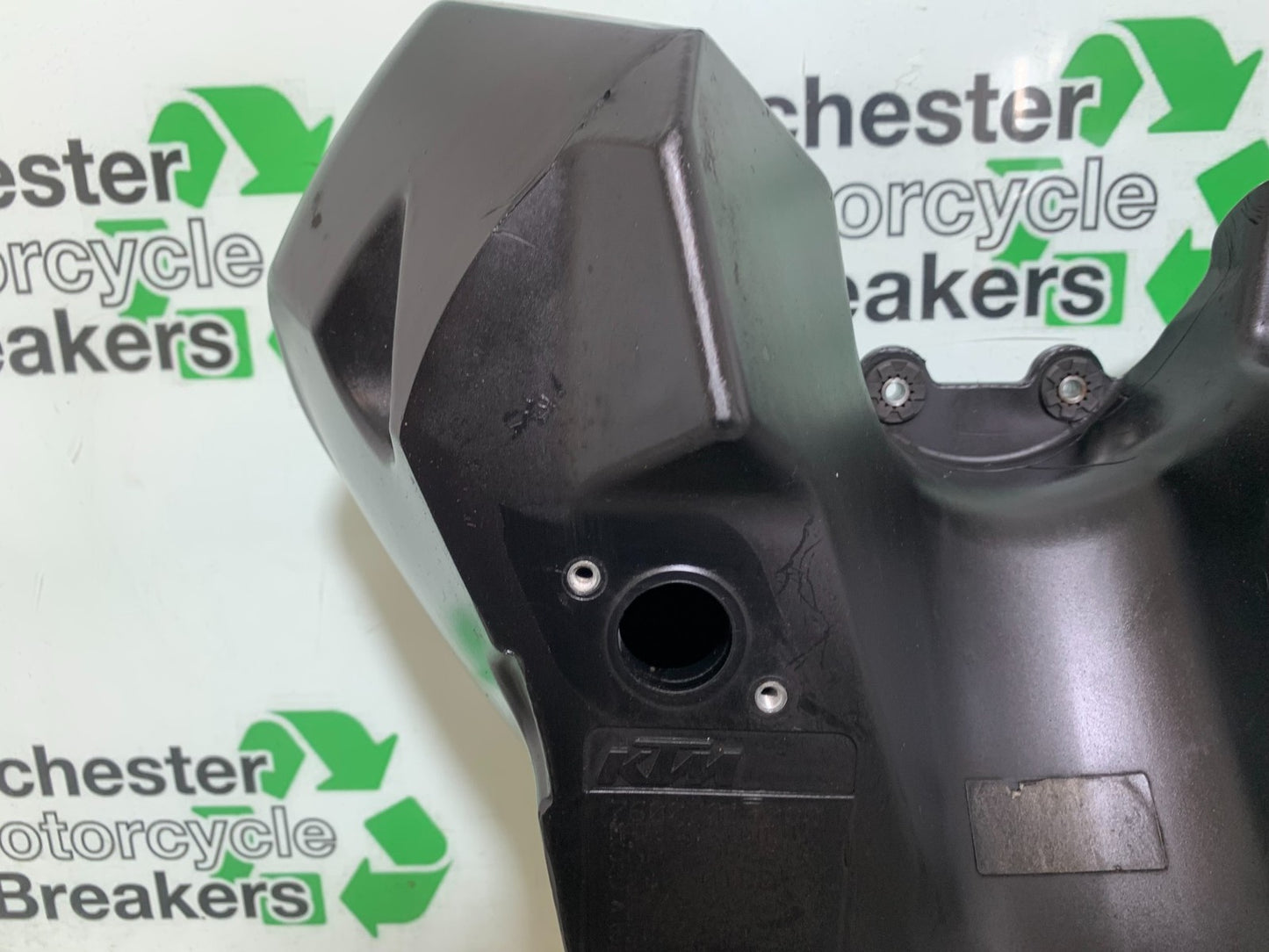 KTM 690 DUKE R LC4 FUEL PETROL TANK YEAR 2012-2015  (CMB1180)