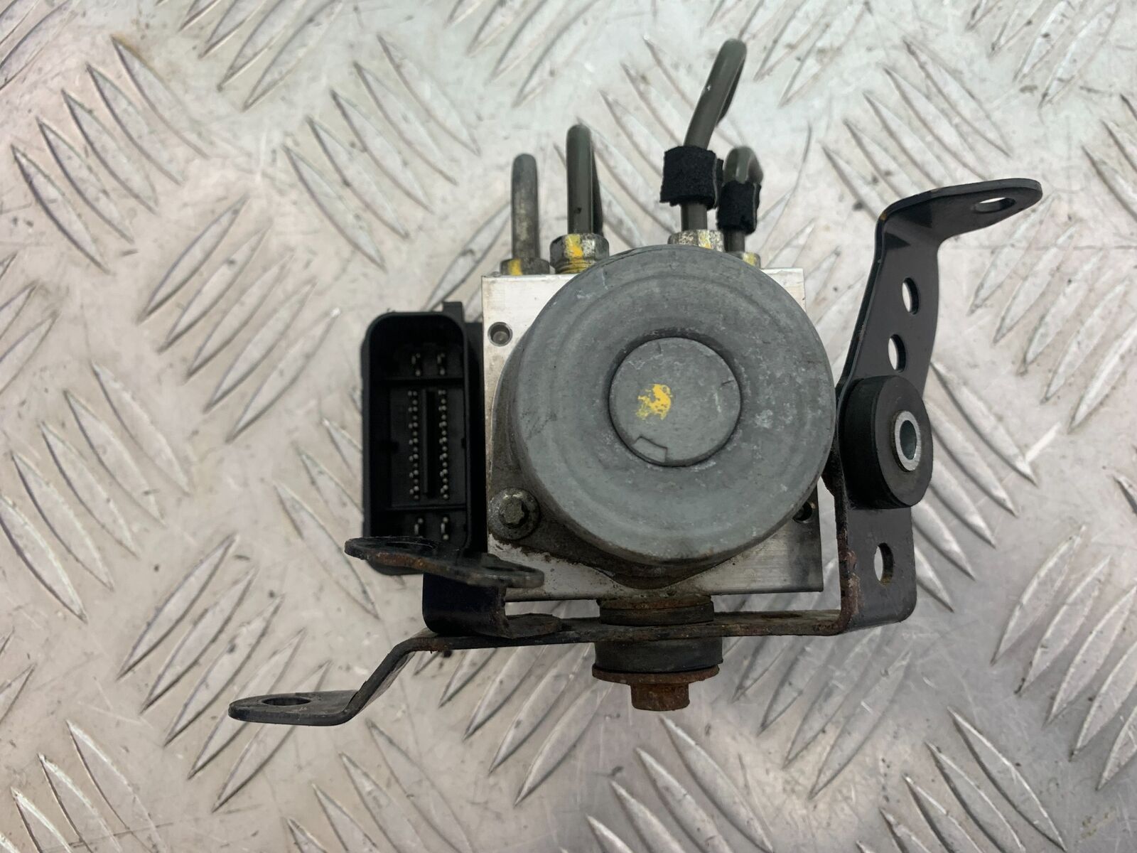 KAWASAKI Z650 ER650 KNFAN ABS PUMP  YEAR 2022-2024 (CMB1112)