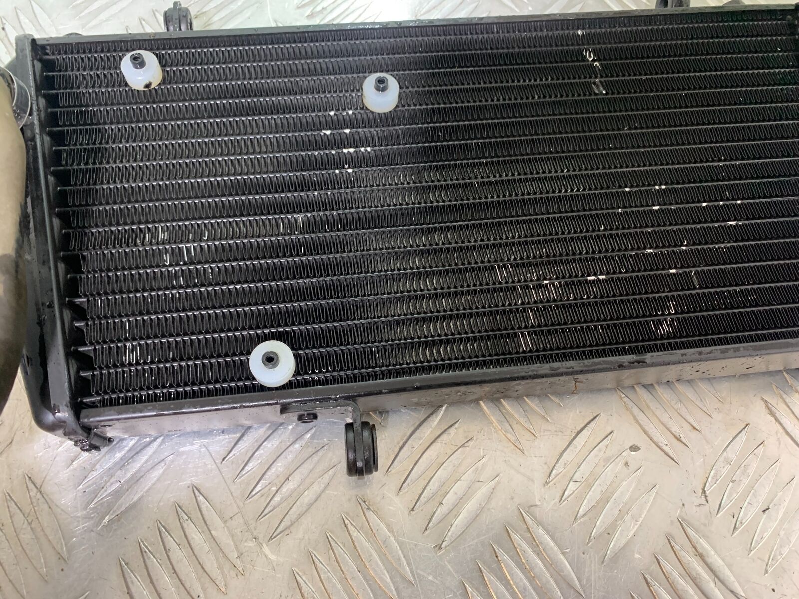 APRILIA SL750 SL 750 SHIVER RADIATOR   YEAR 2012 (CMB1074)