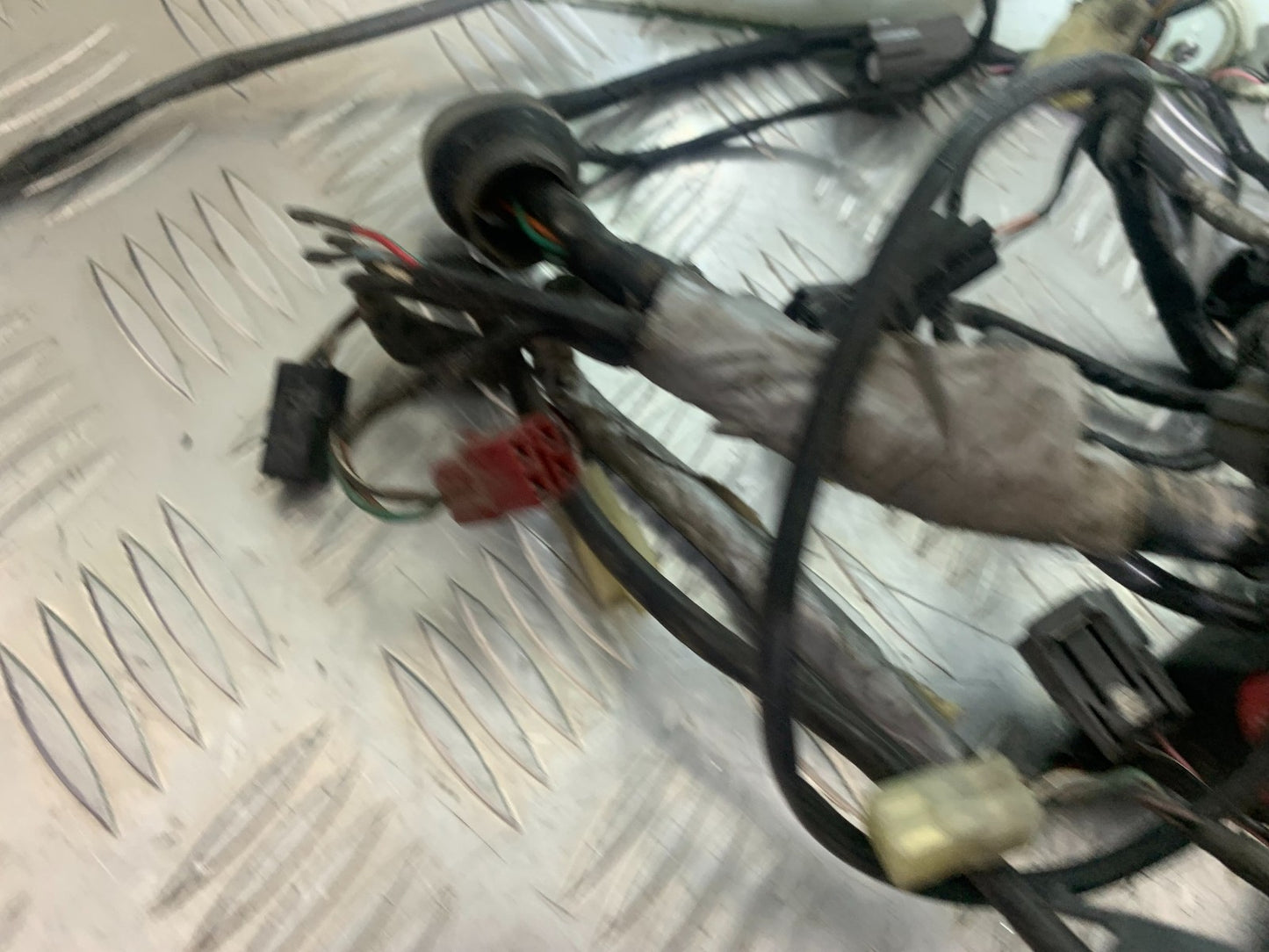 HONDA CBR600 CBR 600 RR WIRING LOOM   YEAR 2003-2004 CMB1173)