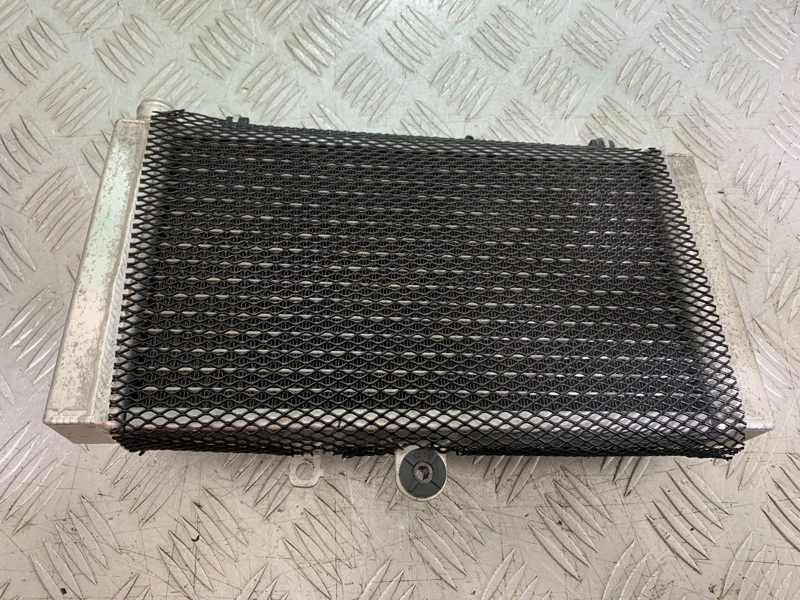 HONDA CBF500 CBF 500 RADIATOR   YEAR 2004-2008  (CMB1294)