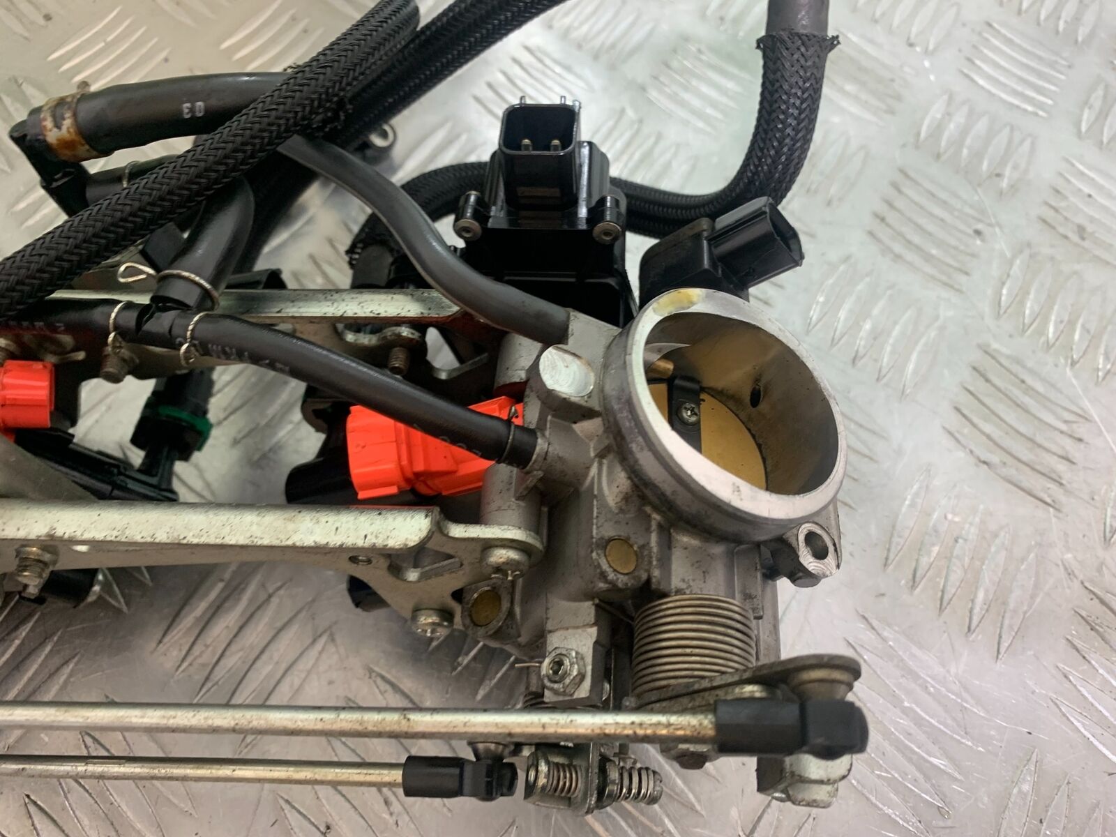 SUZUKI DL 650 V-STROM THROTTLE BODIES  YEAR 2020 (CMB1117)
