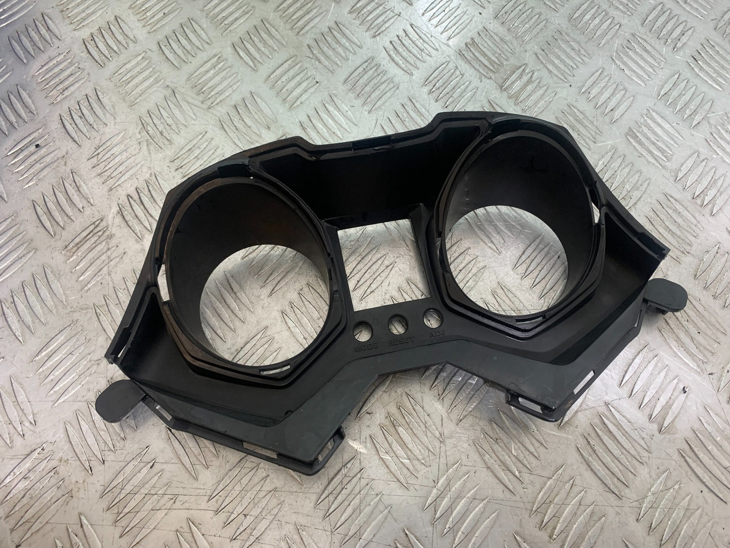 KAWASAKI J125 J125 CLOCKS SURROUND YEAR 2016-2020 (CMB1158)