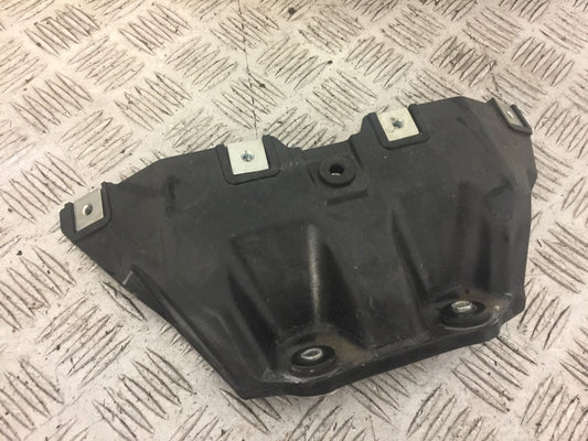 SUZUKI GSXR1000 L1 - L6 TANK BRACKET YEAR 2011-16 (STOCK 649)
