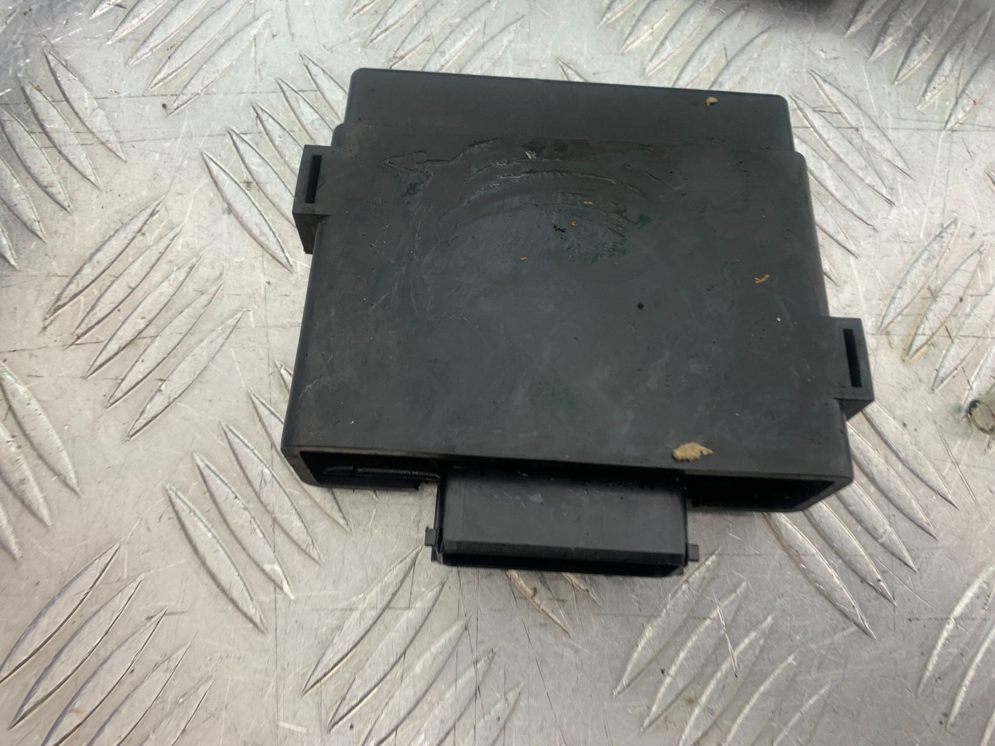YAMAHA YZF R7 ECU LOCKS KEYS  YEAR 2022-2025 (CMB1255)
