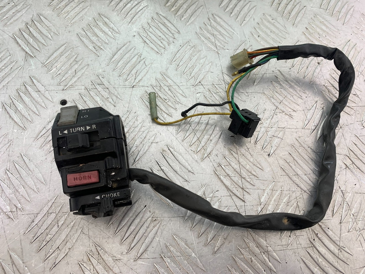 YAMAHA XV1100 XV 1100 VIRAGO LEFT SWITCH GEAR  1990-1999 (CMB1243)