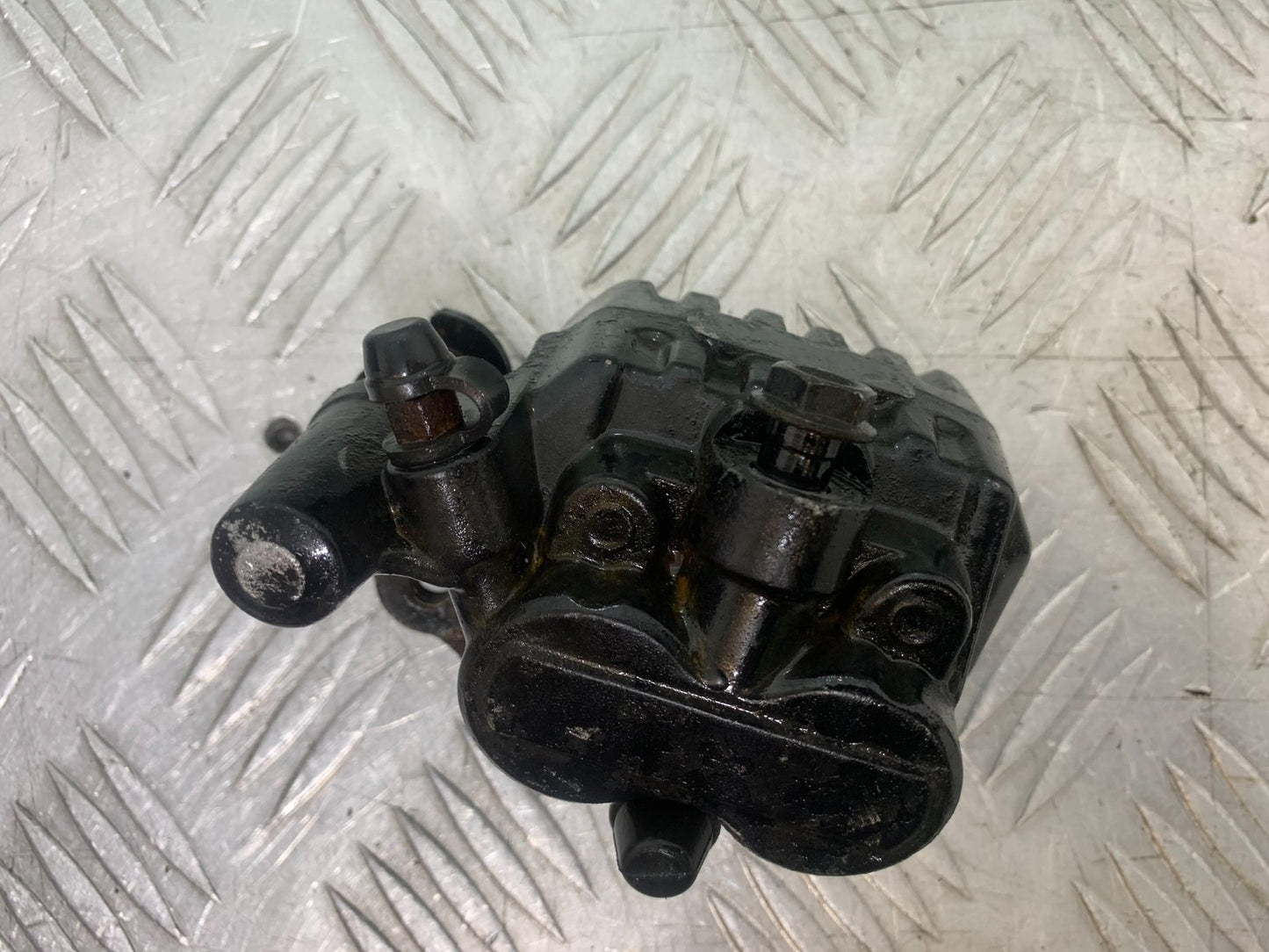 PIAGGIO VESPA GTS 125 FRONT CALIPER YEAR 2009-2014  (CMB1261)