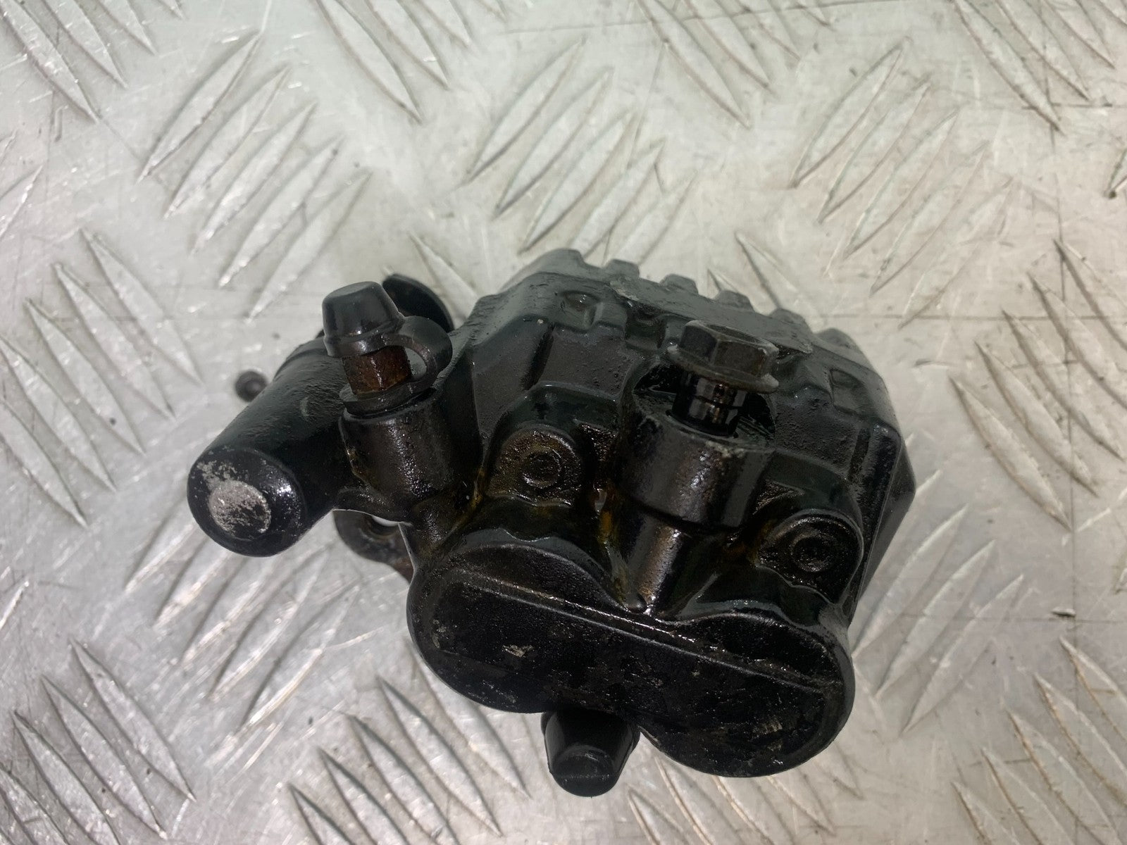 PIAGGIO VESPA GTS 125 FRONT CALIPER YEAR 2009-2014  (CMB1261)