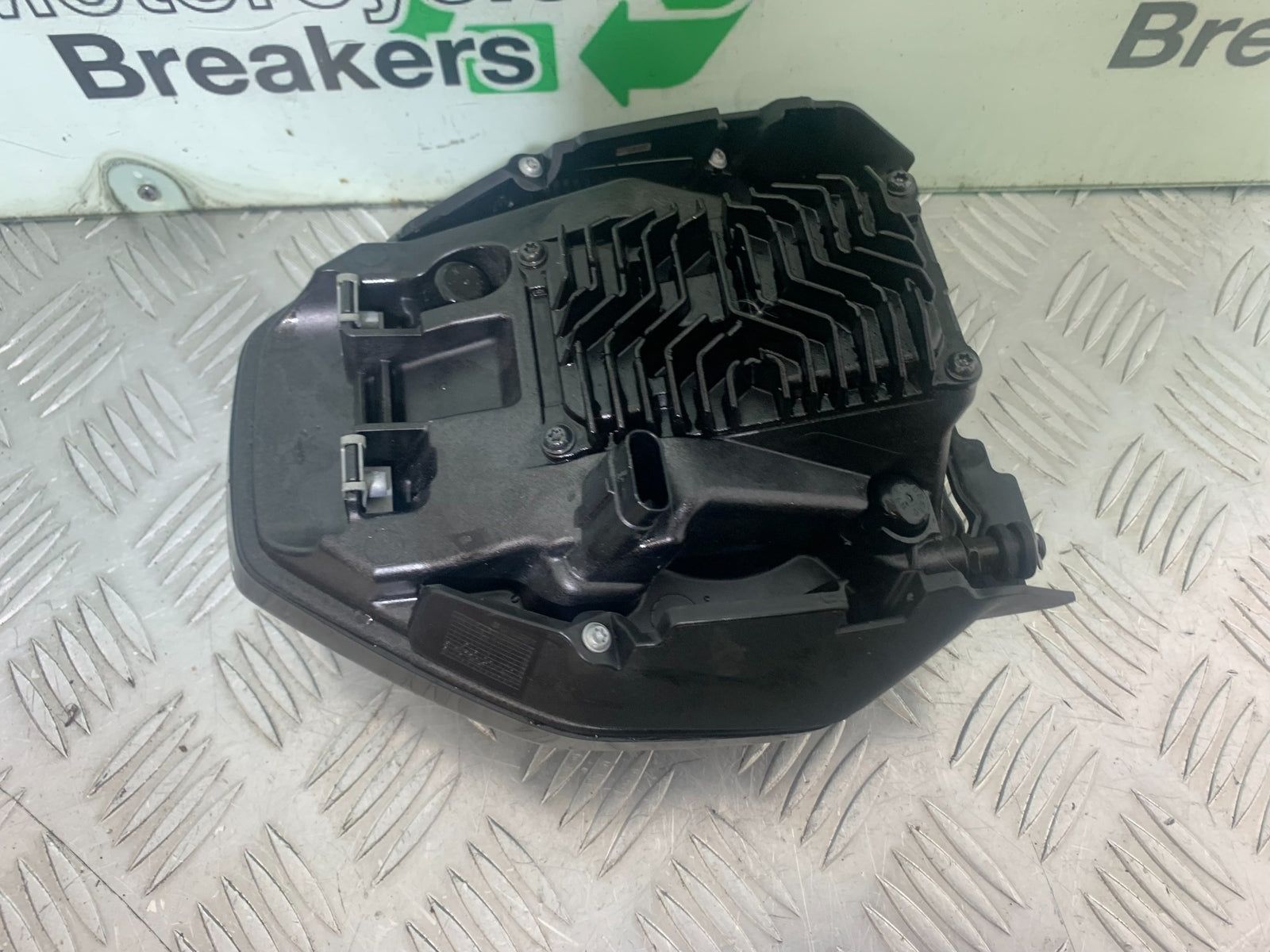 BMW M1000 R HEADLIGHT   YEAR 2023-2024 (CMB1140)