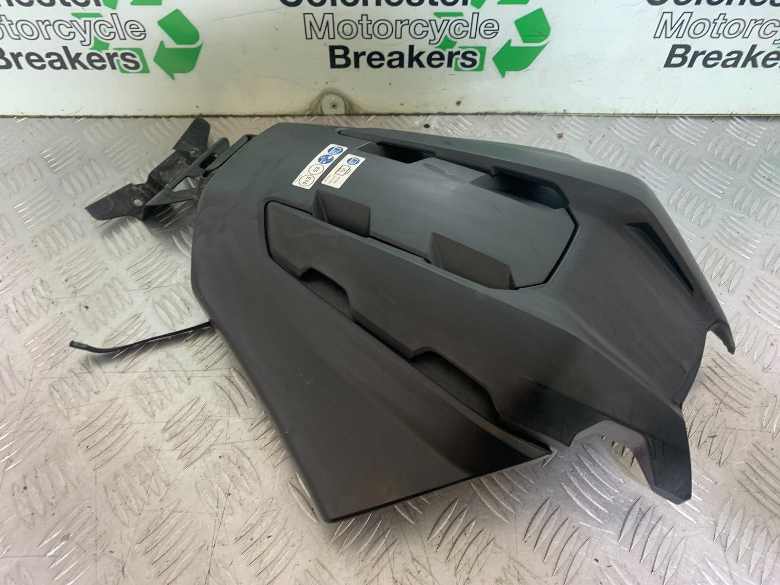 HONDA NC750 NC 750 X DCT STORAGE LID COVER YEAR 2019 (CMB1223)
