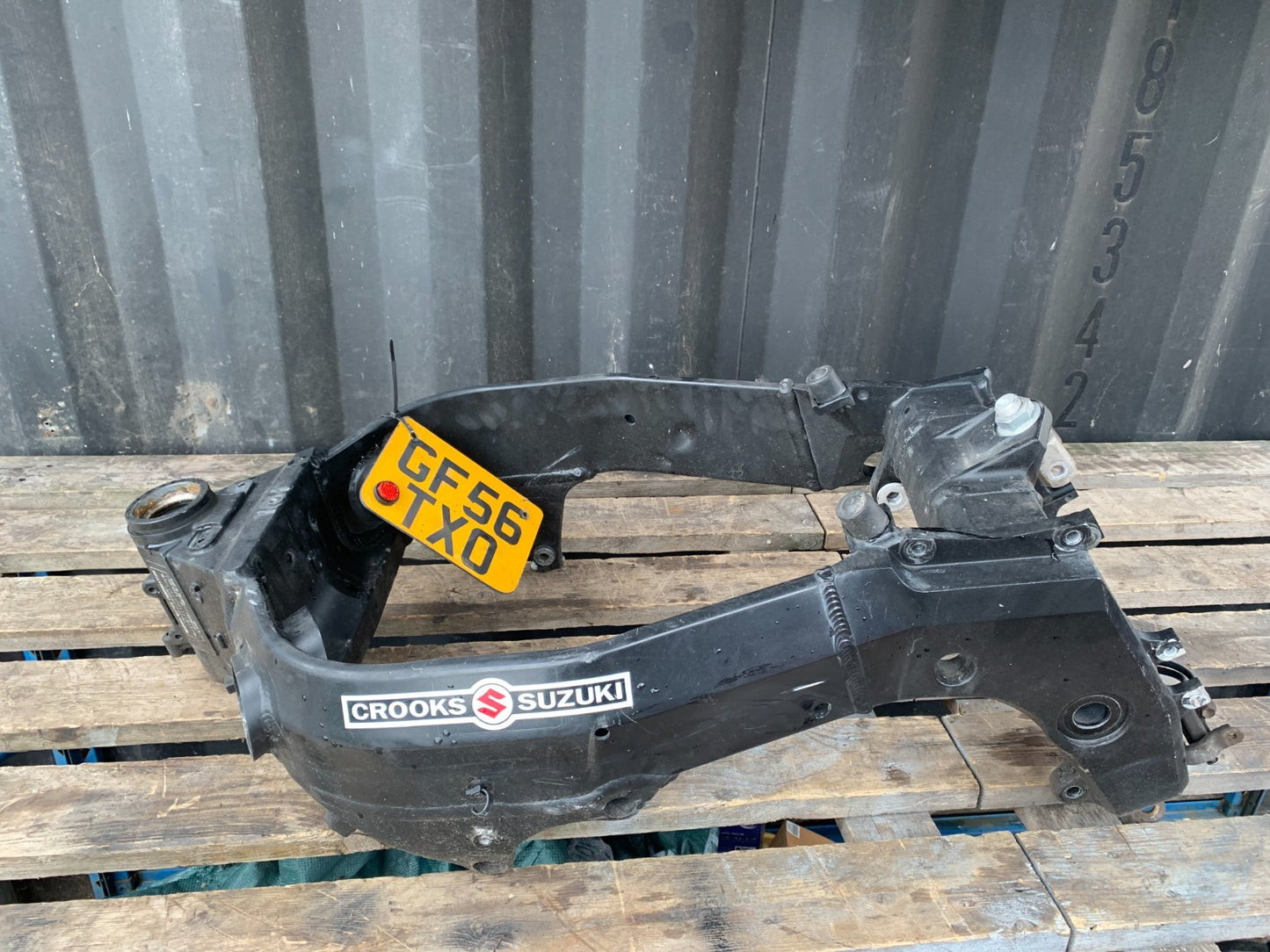 SUZUKI GSXR750 GSXR 750 K4 K5 FRAME REG LOG BOOK   2004-2005 (CMB1319)