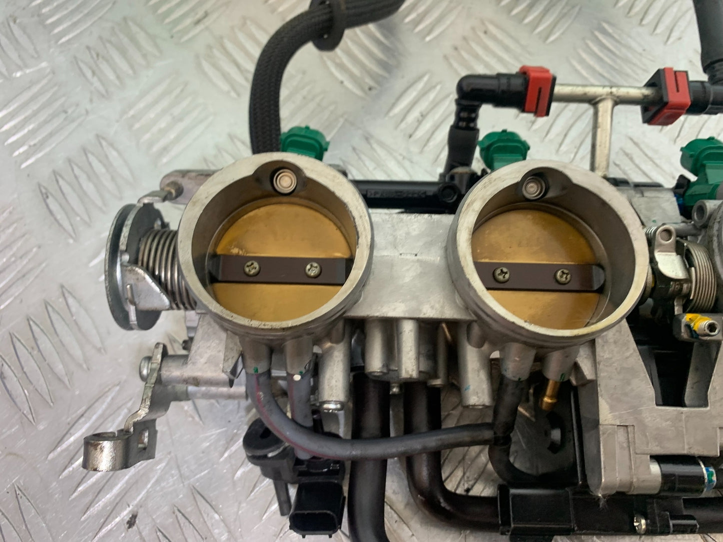 KAWASAKI ZX10R ZX 10R THROTTLE BODIES   YEAR 2011-2015 (CMB1154)