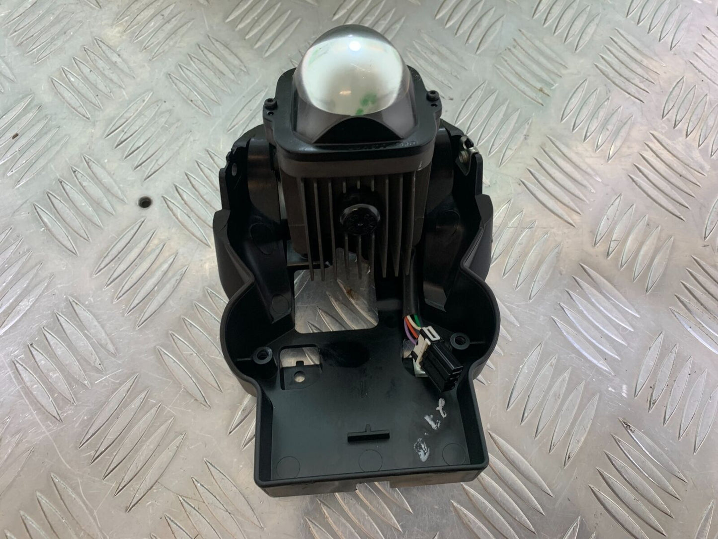 YAMAHA MT 125 MT125 HEADLIGHT  YEAR 2021-2024 ABS (CMB1010)